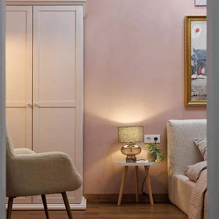 Grand Apartment *