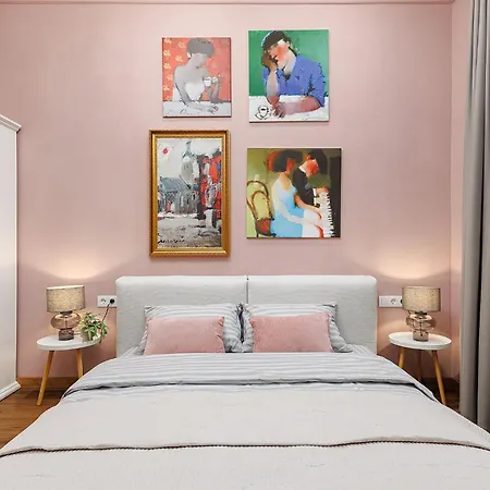 Grand Apartment